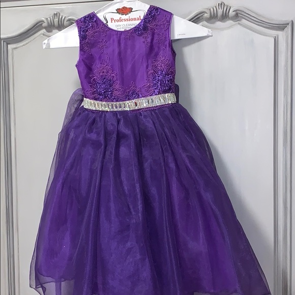 Wedding formal/ Princess Dress - Picture 5 of 5